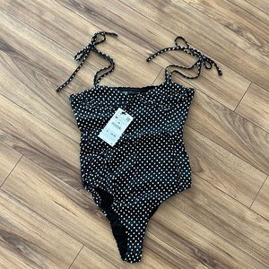 NWT Zara Bodysuit - MEDIUM